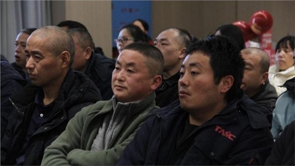 “共鑒輝煌，同繪新章 ”---共慶火炬安泰 2024 年終盛典